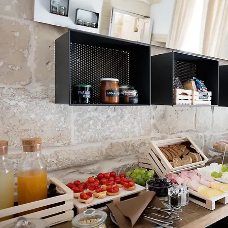 Palazzo Sant'anna 4*