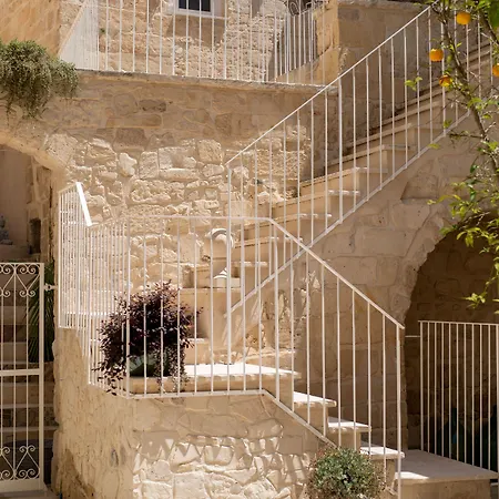 Palazzo Sant'anna 4*