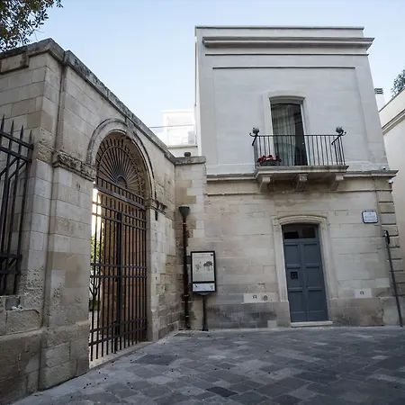 Palazzo Sant'anna 5* לצ'ה
