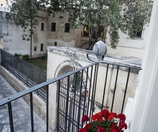 Palazzo Sant'anna לצ'ה